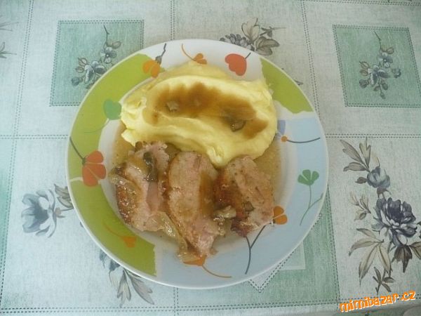 Vepřová pečeně na houbách