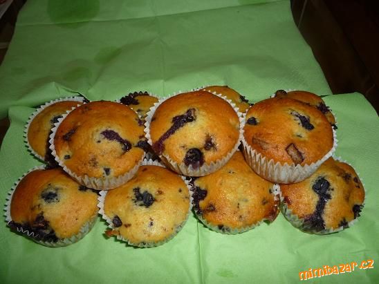 * * * BORŮVKOVÉ MUFFINKY * * *