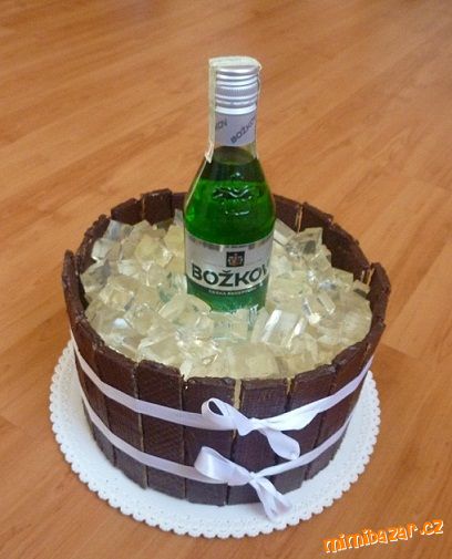 Korbel s ledem a lahví "zelené"