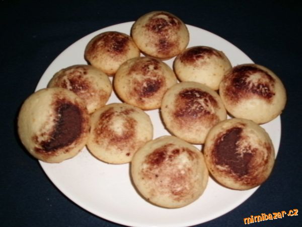 Vláčné muffiny s náplní-děkuji Anničce