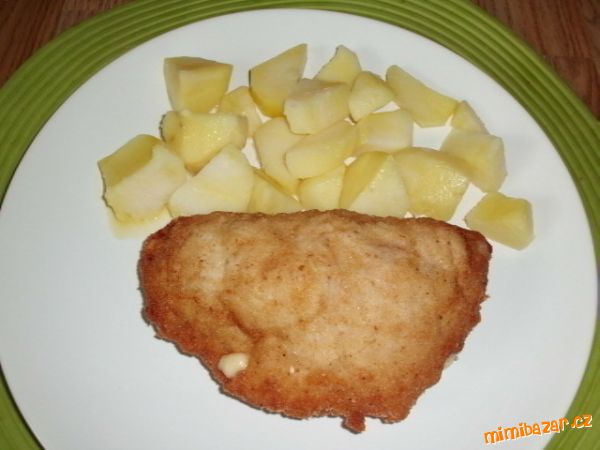 Cordon bleu - plněný řízek.DĚKUJI MARIS