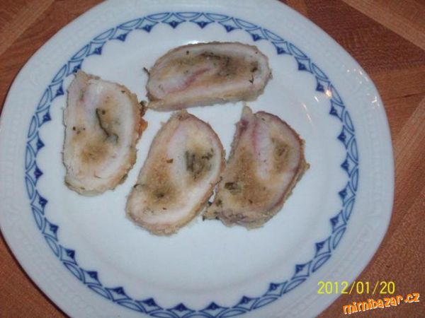 Pangasius-roláda se sýrem a celerovou natí
