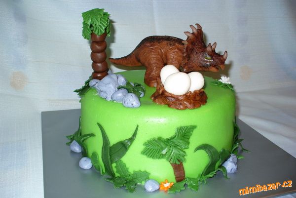 S dinosaurem