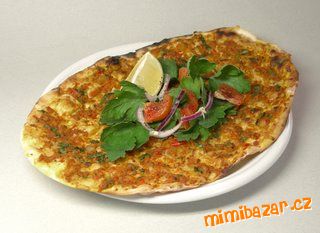 Lahmacun (pizza turca)