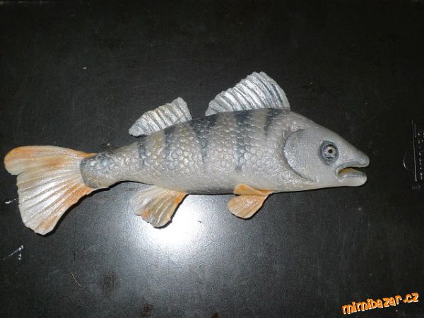 PŘÍPRAVA NA DORT PRO RYBÁŘE A MYSLIVCE :-)