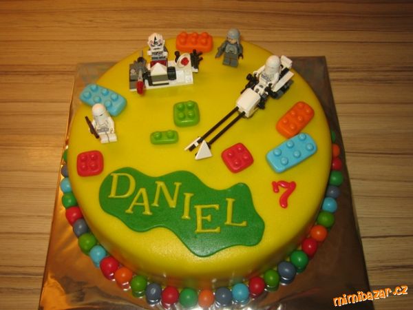 ** LEGO **