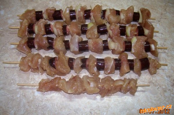Česneková marináda na kuřecí a vepřové maso +++