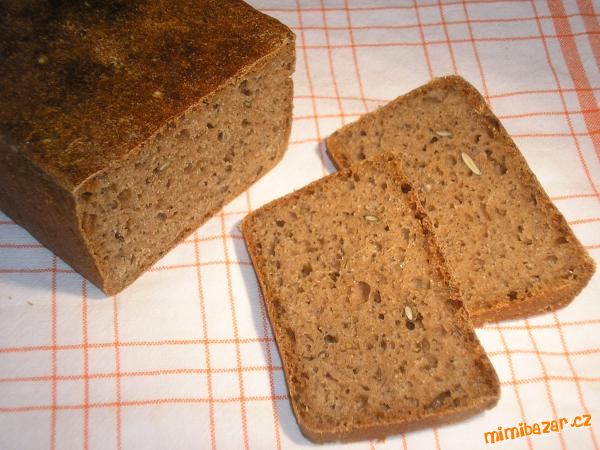 Můj osvědčený recept na domácí chléb