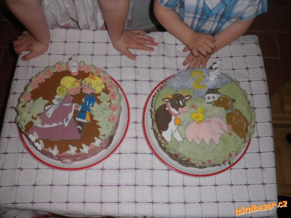 Dort se zvířátky(kravička,pejsek,prasátko,kačenka) a dort s princeznou a princem