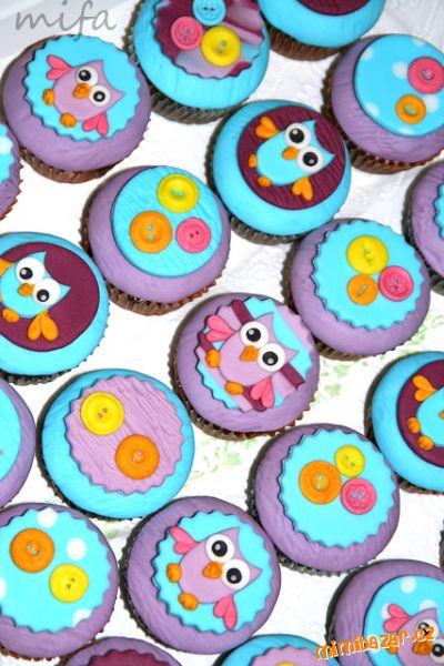 Perníkové muffiny s "marcipánovými "ozdobami