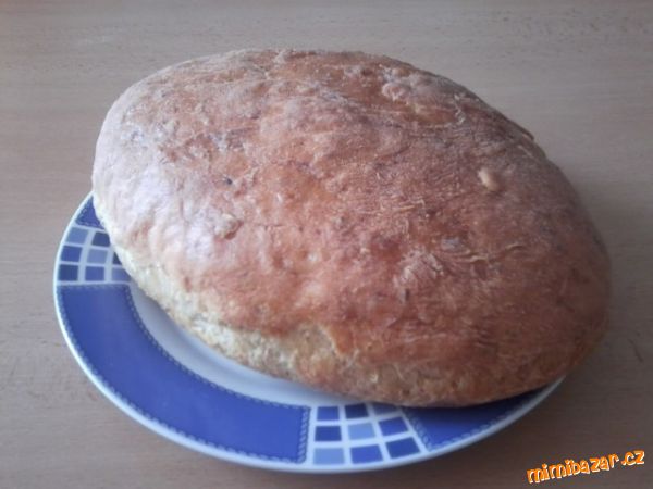 DOMÁCÍ CHLEBA S BRAMBOREM