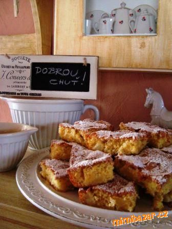 JABLEČNÝ KOLÁČ (jablečnohruškový)