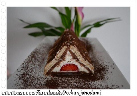 Nepečená tvarohová střecha s jahodami