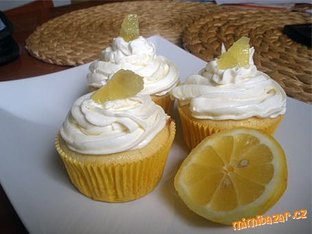 Citonové muffiny s citronovým krémem