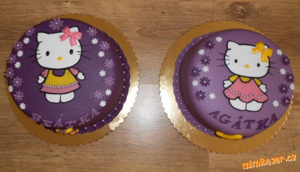 Hello Kitty 2x ve fialovém