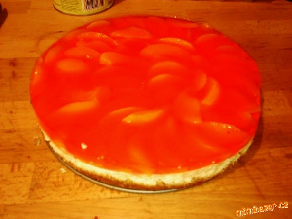 Tvarohový cheesecake s ovocem