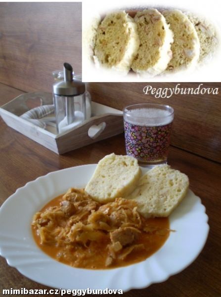 Výborný jednoduchý houskový knedlík