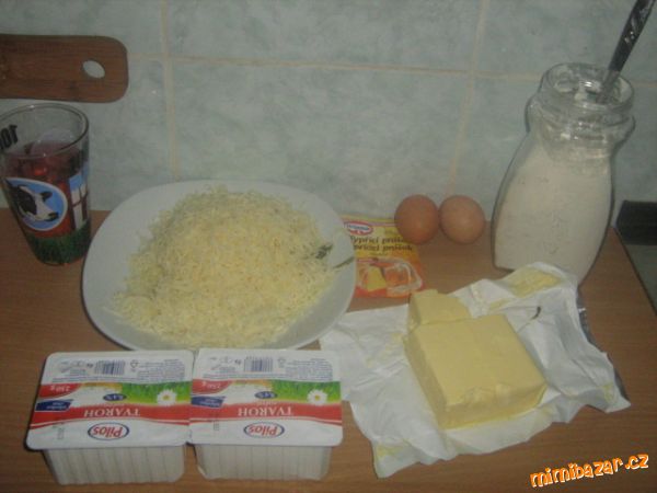 Tvarohovo -sýrové pagáčky