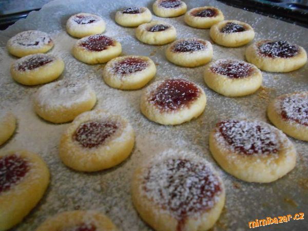 Pudinkové ďůlky - dělala jsem dceři na karneval