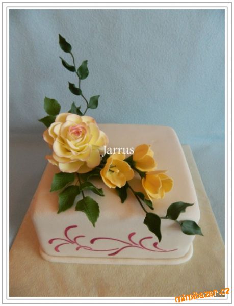 Čtverec s růží a tulipány
