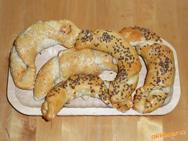 Pšenično-žitné kefírové rohlíky