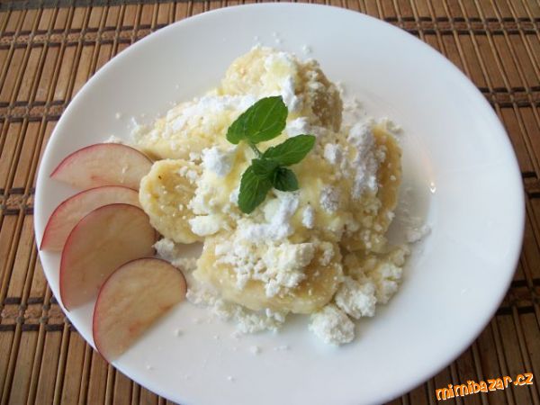 Jablečné knedlíčky jednoduché -recept od babičky