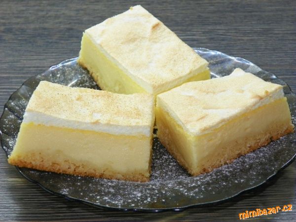 Jemný jak peřinka - Koláč tvarohový korálkový