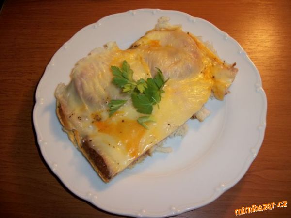 Šunková žemlovka