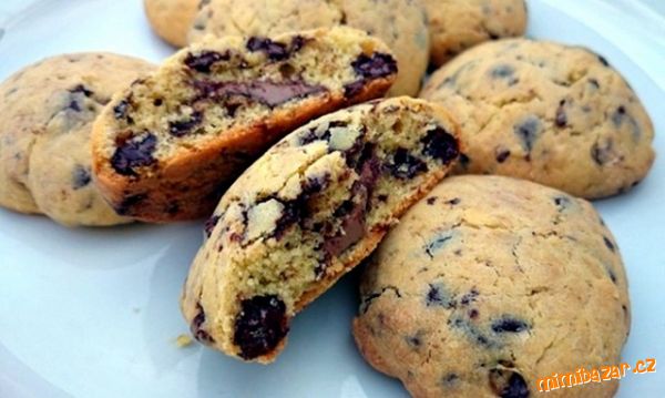 Křupavé sušenky s čokoládou a nutellou