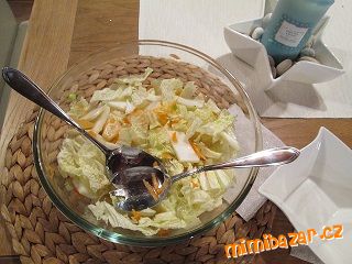 Jemný salát z pekingkého /čínského/ zelí s ananasem