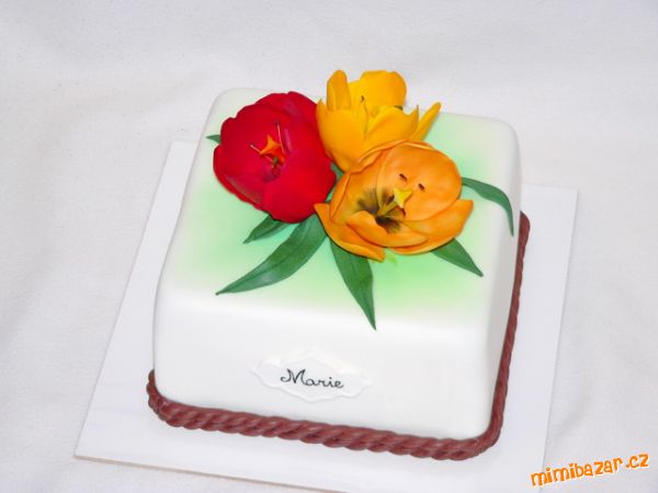 Čtverec s tulipány