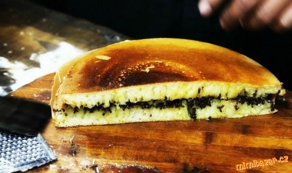 Terang Bulan sladký král Balijských pouličních specialit