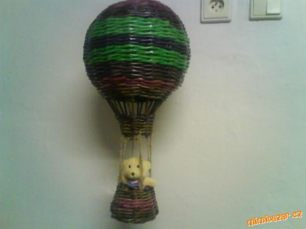 Balon z papíru