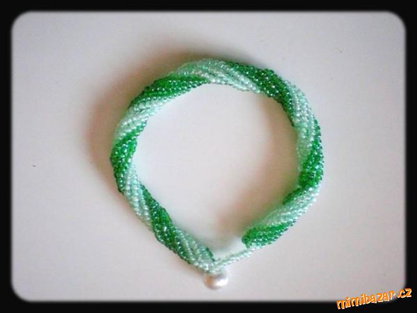 Náramek - twisted herringbone spirála