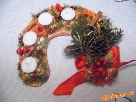 Adventní podkova, svícen
