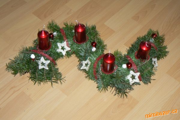 Adventní svícen jako esíčko