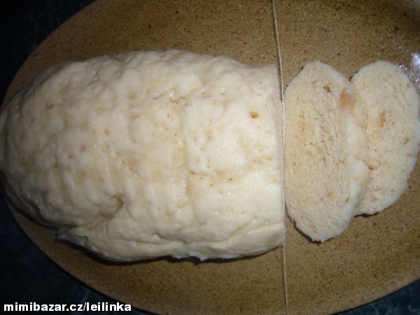 DOMACÍ KYNUTÝ HOUS. KNEDLÍK