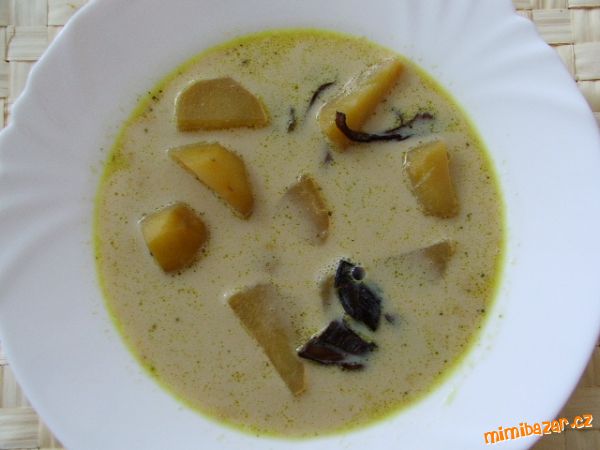 HOUBOVÁ POLÉVKA