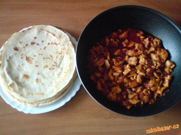 TORTELLI S KUŘECÍM MASEM