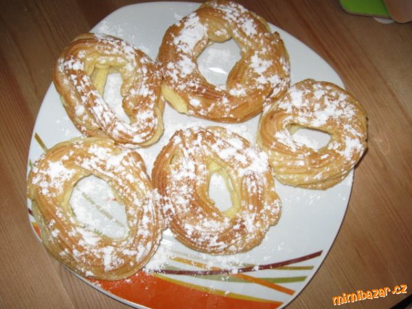 Venecky z odpalovaneho testa