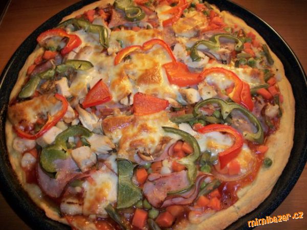 Pizza z kukuřičného těsta