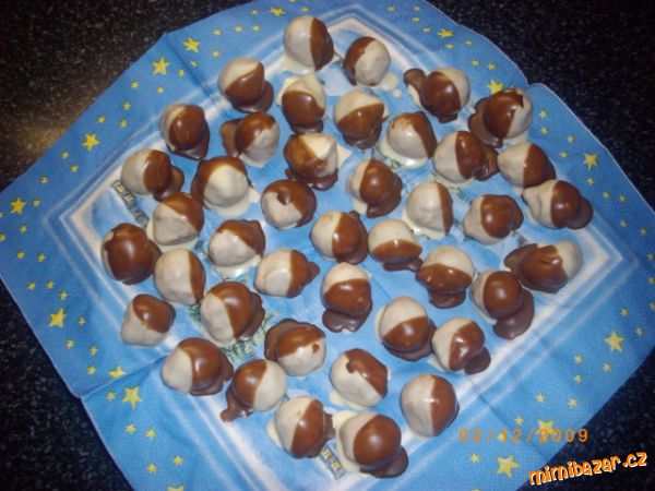 Vánoční nepečené cukroví- KAŠTANY