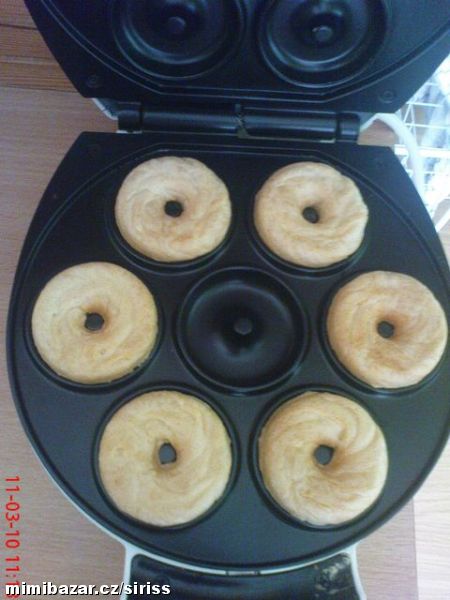 Donutky z odpalovaného těsta