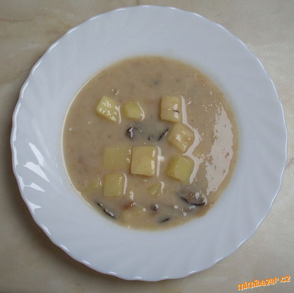 chlebová polévka 