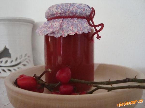ŠÍPKOVÁ MARMELÁDA