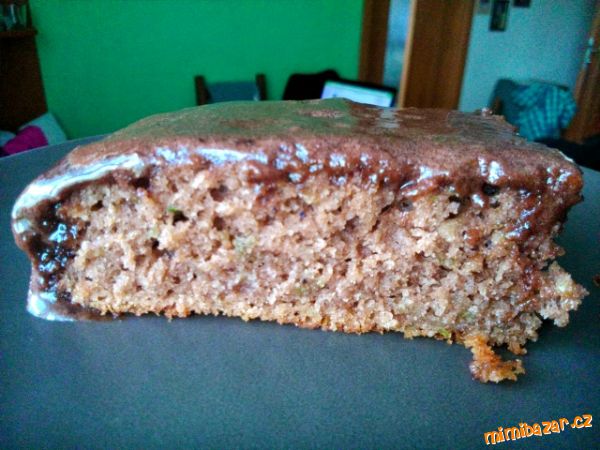 Bezlepková cuketová buchta
