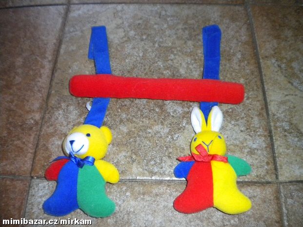 hrazdička na kočárek