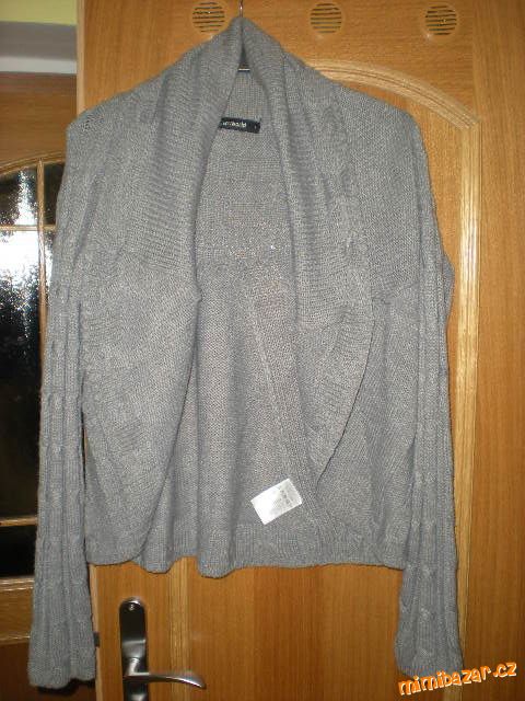dámský šedý svetřík