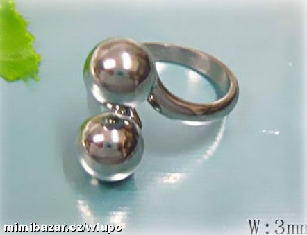 KRÁSNÝ PRSTEN Z CHIR. OCELI-SKLADEM VEL. 54