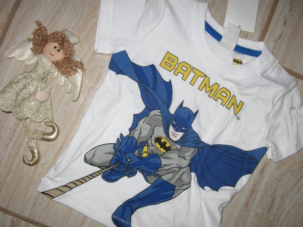 TRIČKO BATMAN H&M SKLADEM VEL 4 - 6 MĚS.